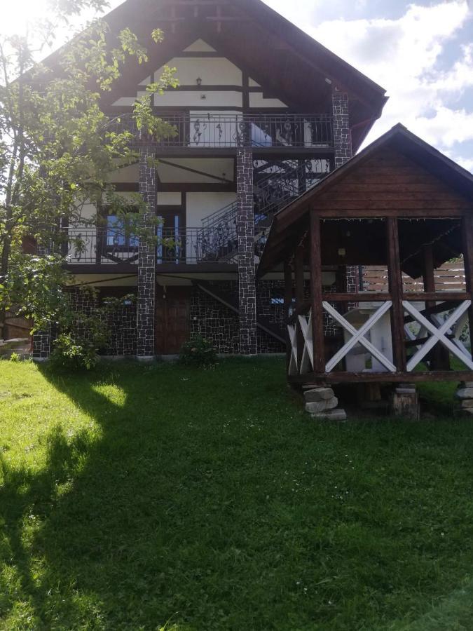 Садиба АнноМарі - відпочинок в Карпатах котедж Яремче Экстерьер фото
